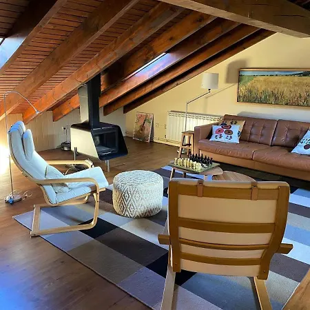 Esplendida Casa En El Centro De Con Piscina Holiday home