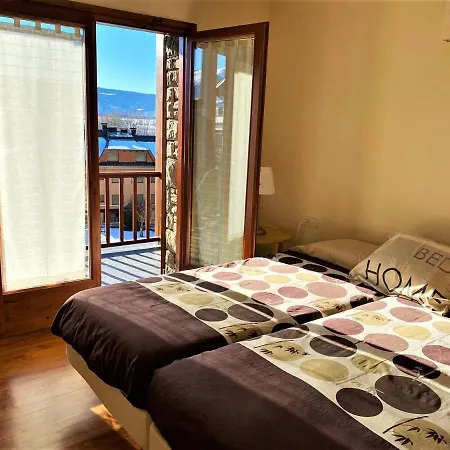 Esplendida Casa En El Centro De Con Piscina Holiday home